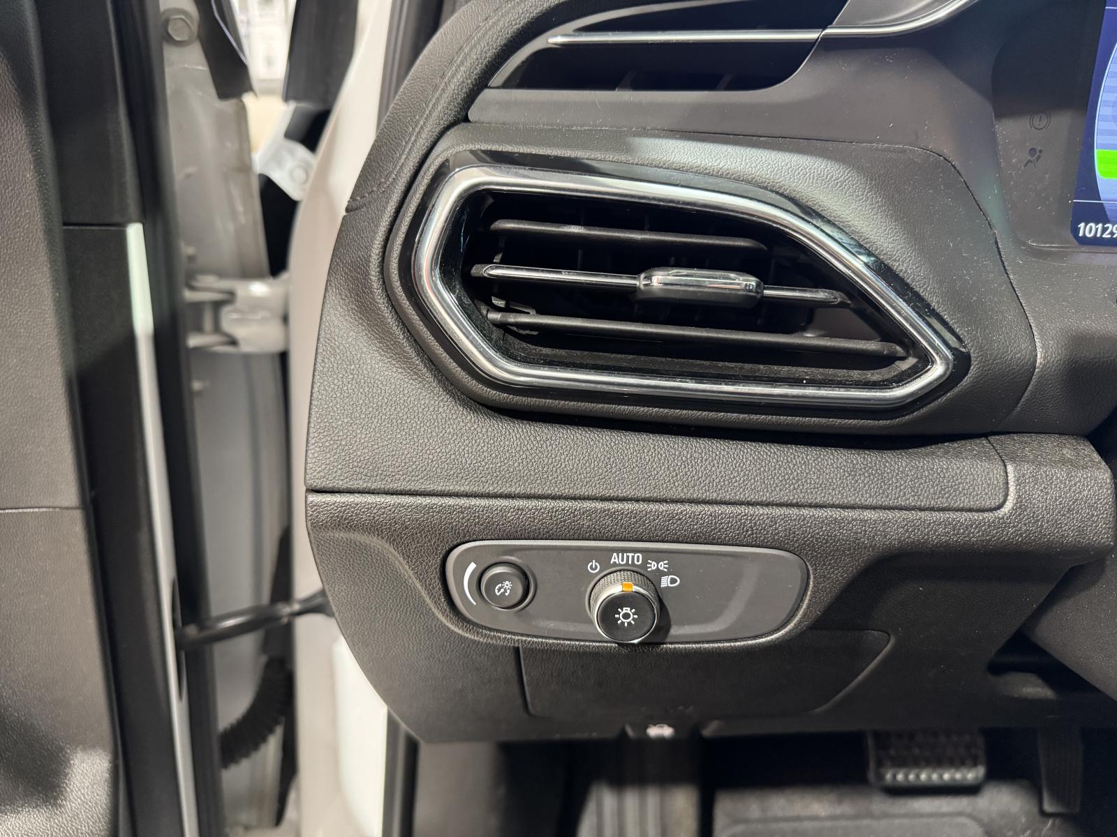 Image 17 Chevrolet Bolt EUV LT 2023