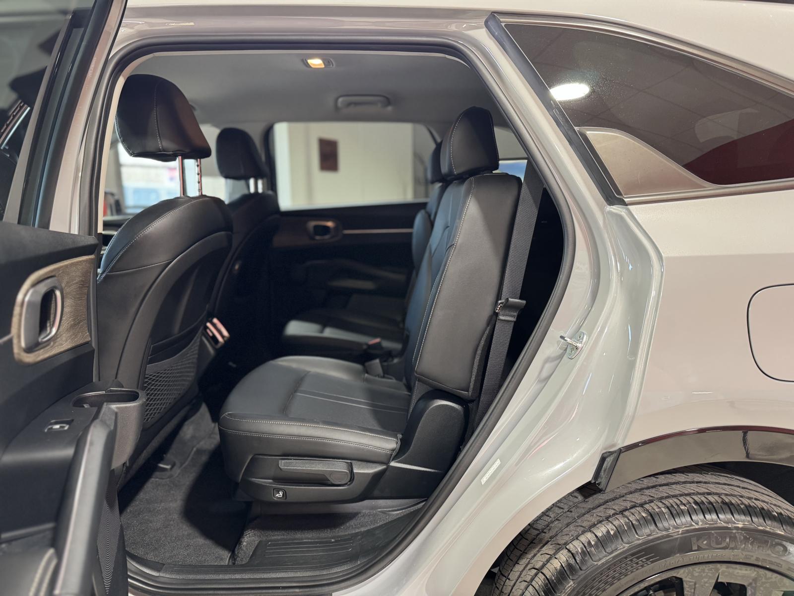 Image 14 Kia Sorento EX 2022