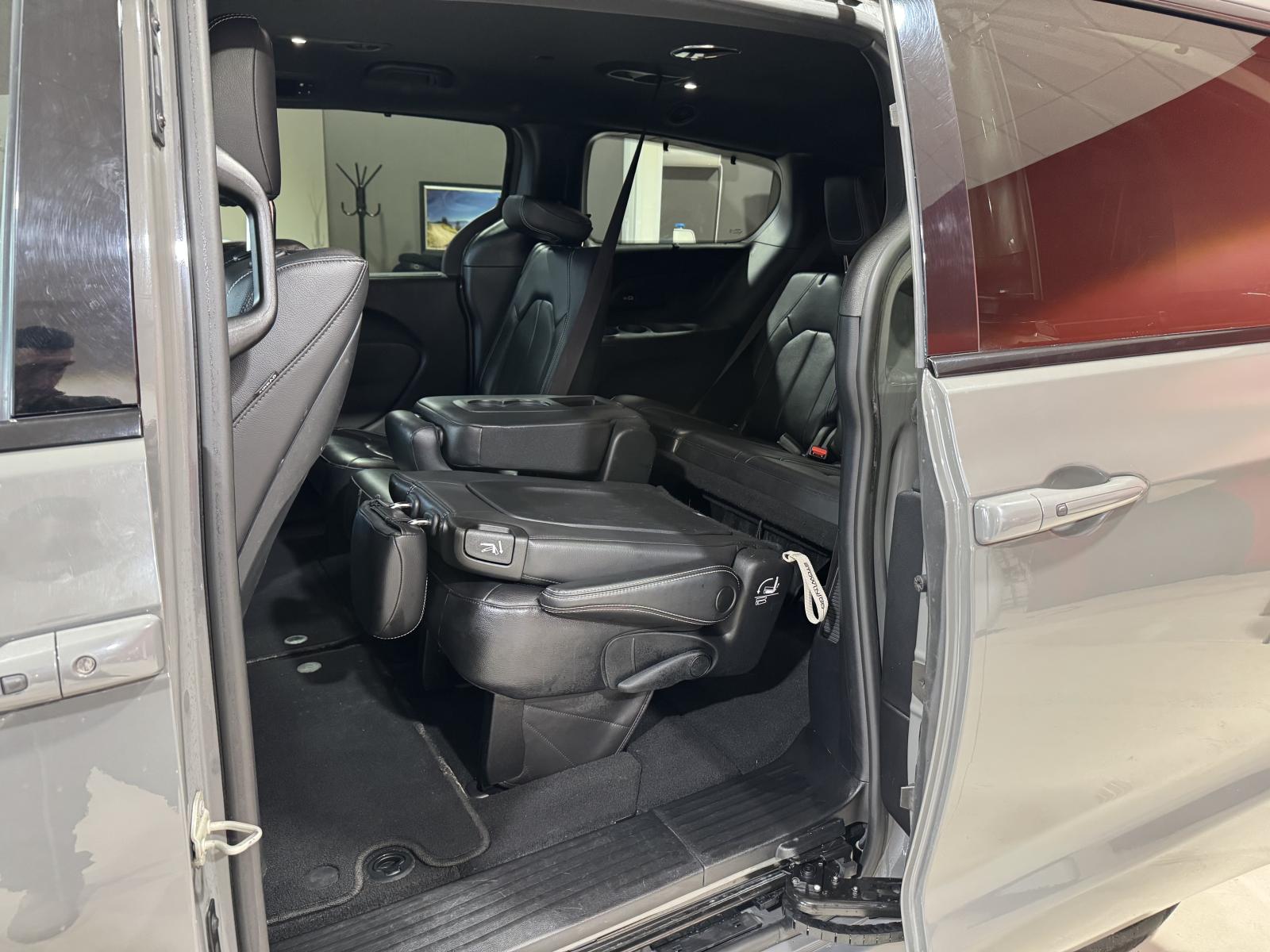 Image 15 Chrysler Pacifica Touring L 2022