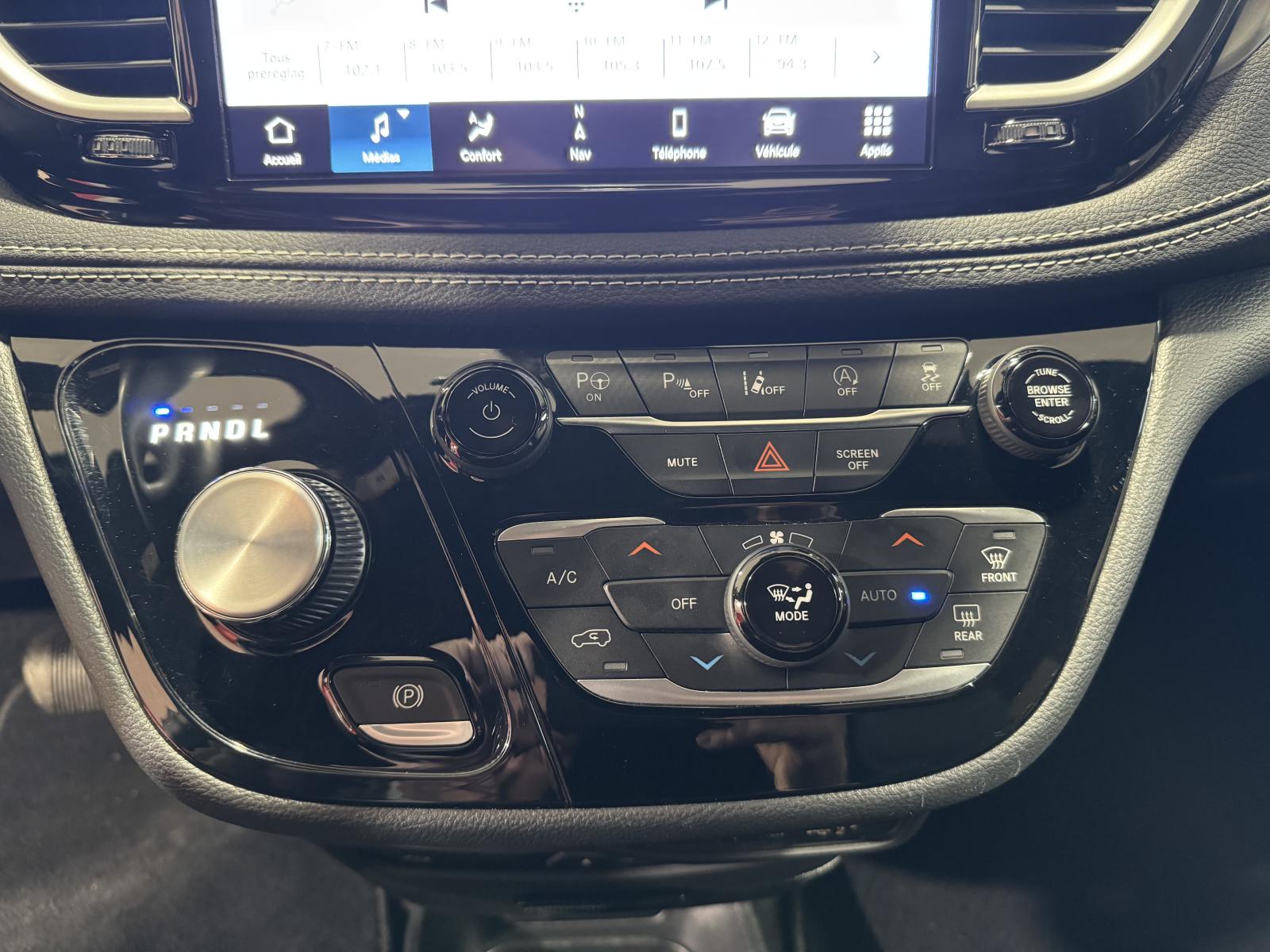 Image 30 Chrysler Pacifica Touring L 2022