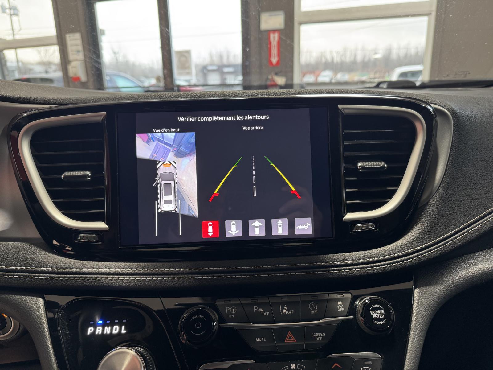 Image 29 Chrysler Pacifica Touring L 2022