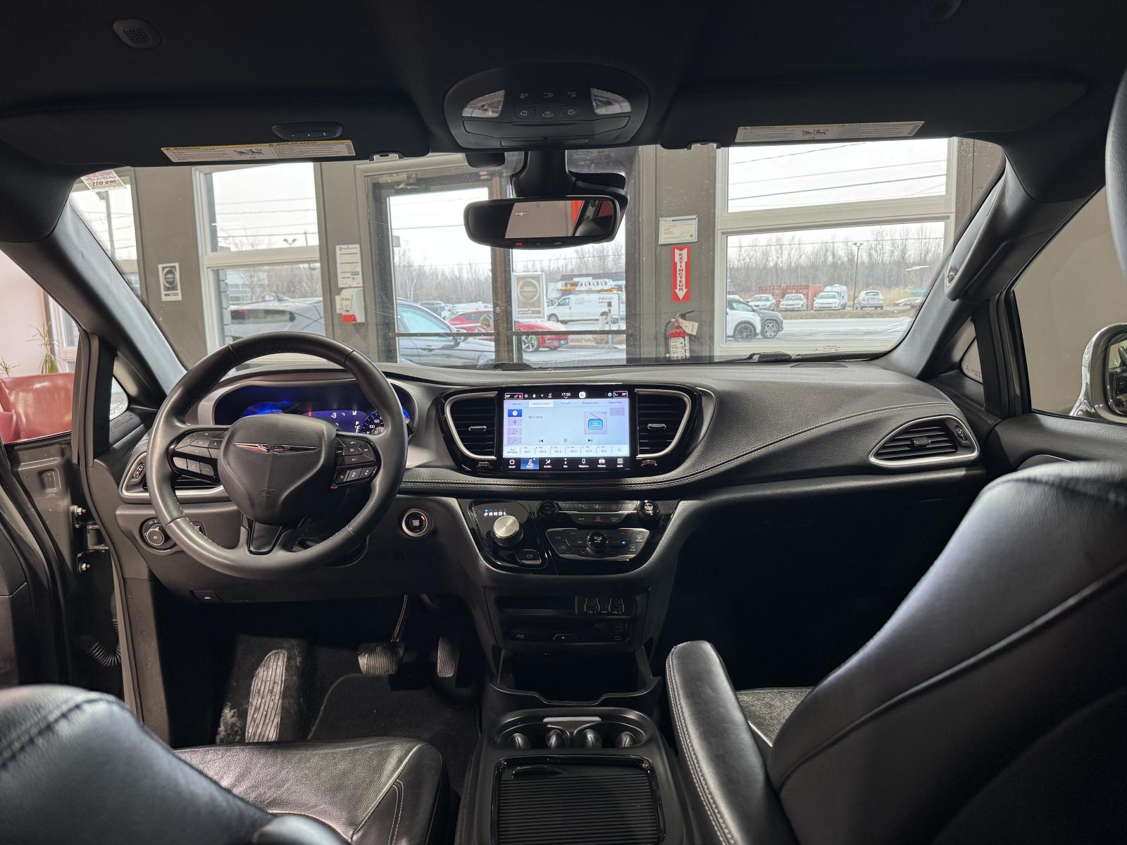 Image 36 Chrysler Pacifica Touring L 2022