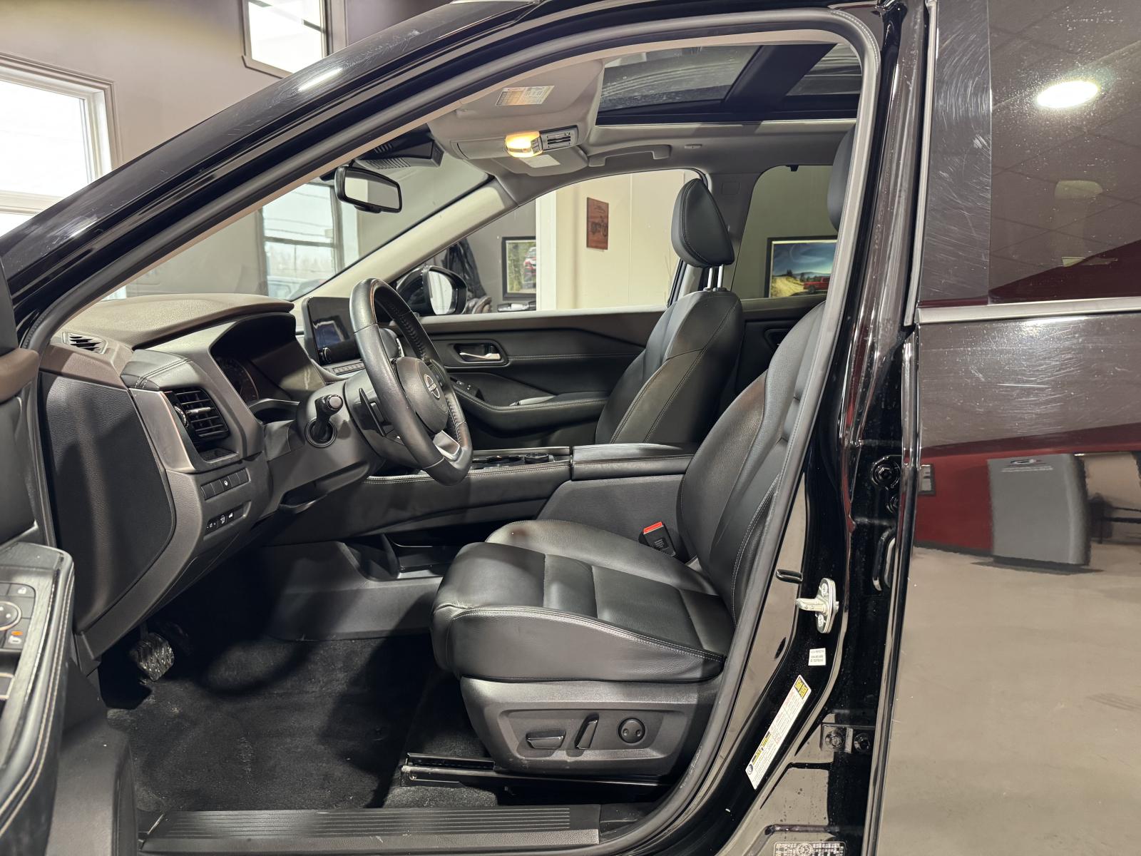 Image 14 Nissan Rogue SL 2023