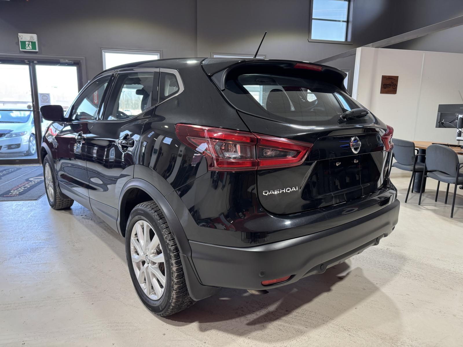 Image 4 Nissan Qashqai S 2023