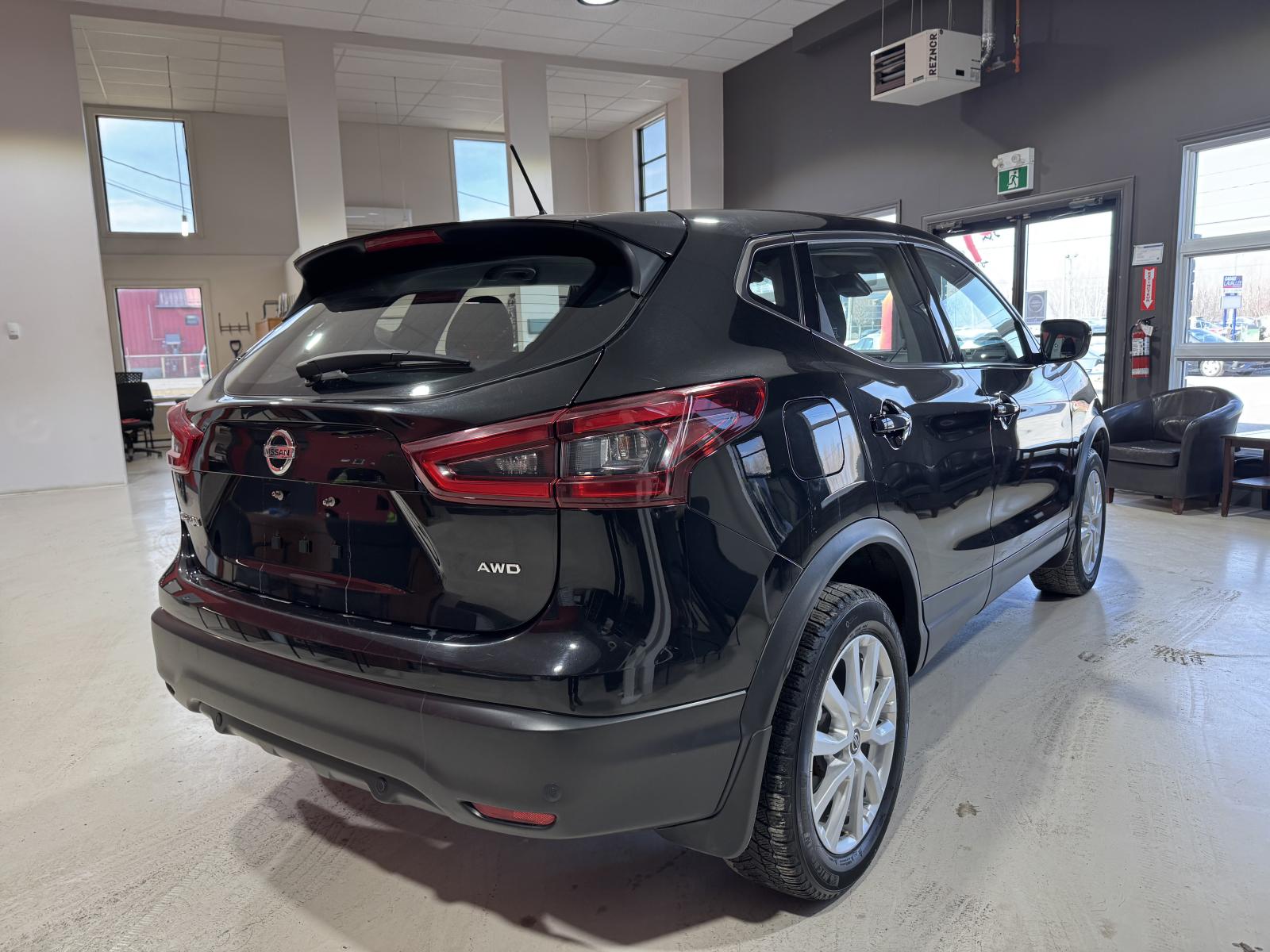 Image 8 Nissan Qashqai S 2023