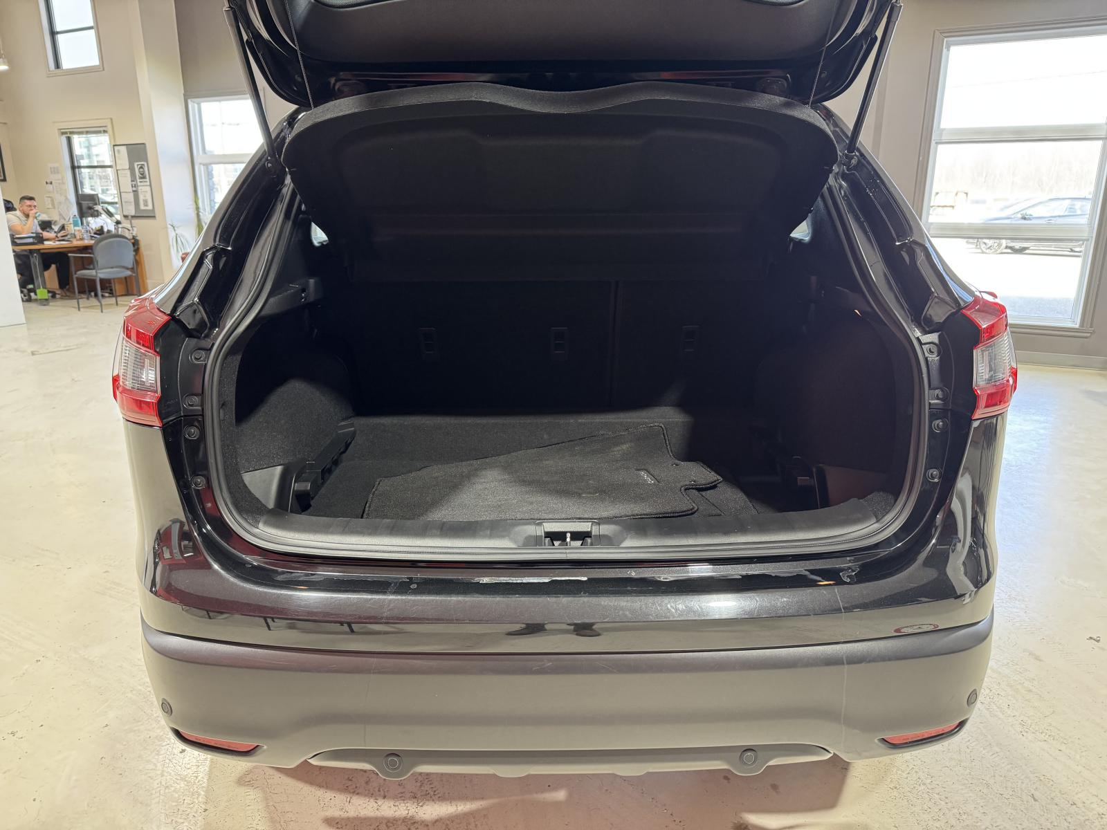 Image 6 Nissan Qashqai S 2023