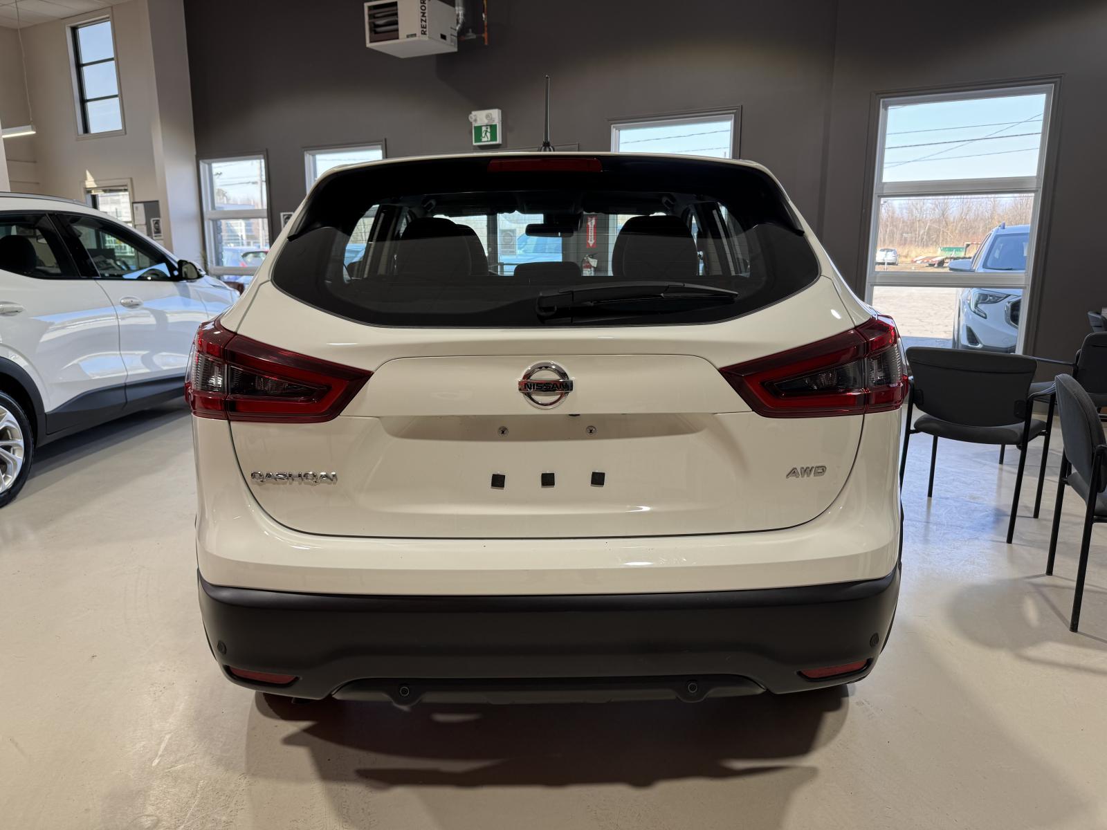 Image 5 Nissan Qashqai S 2023