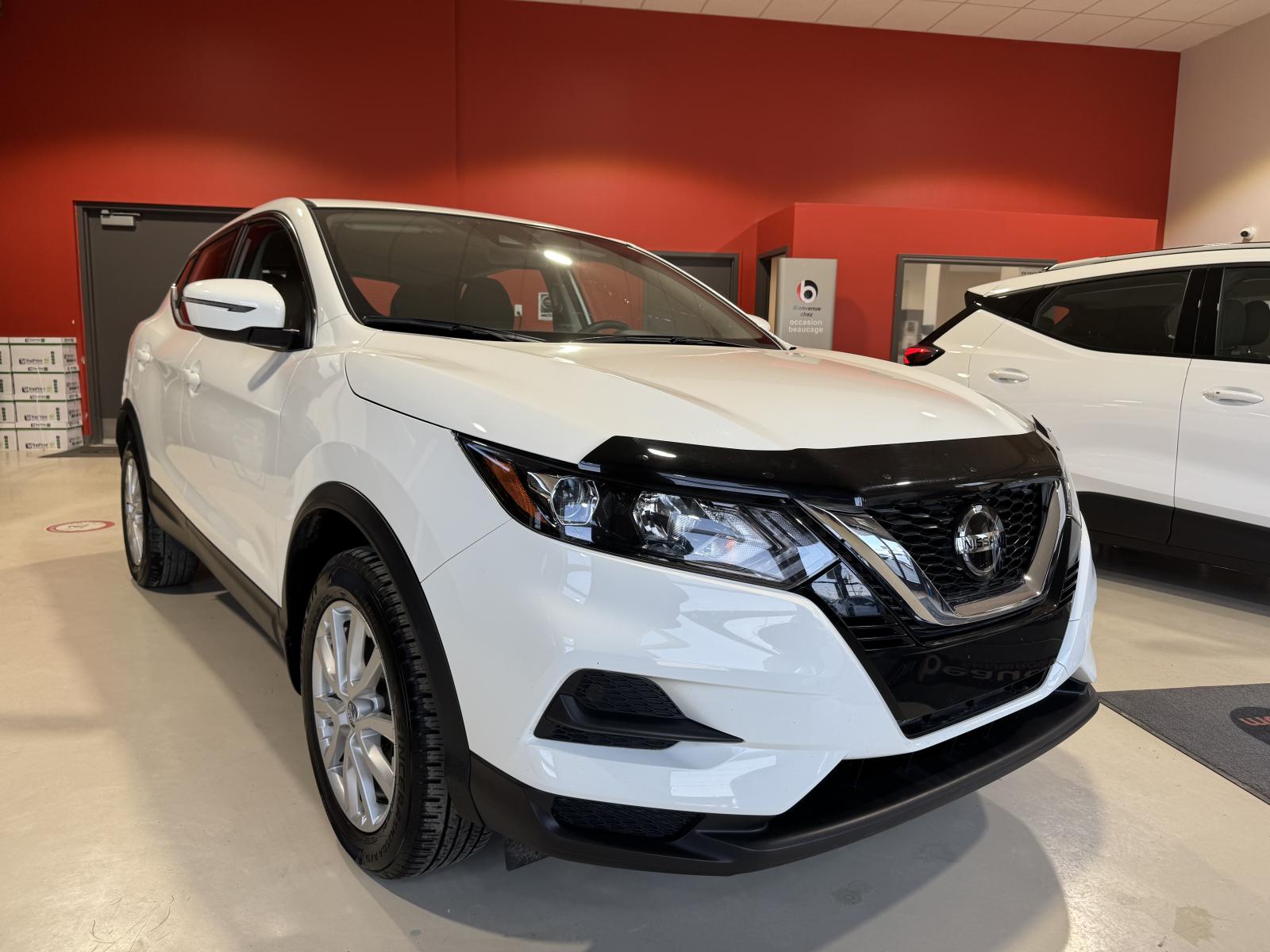 Image 10 Nissan Qashqai S 2023