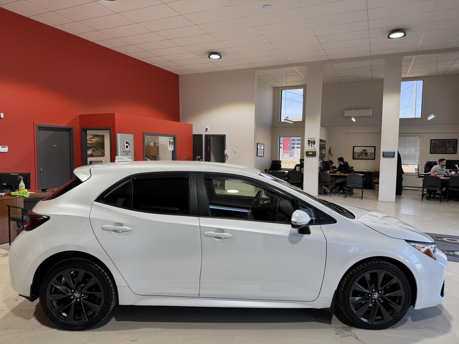 Image 9 Toyota Corolla XSE 2023