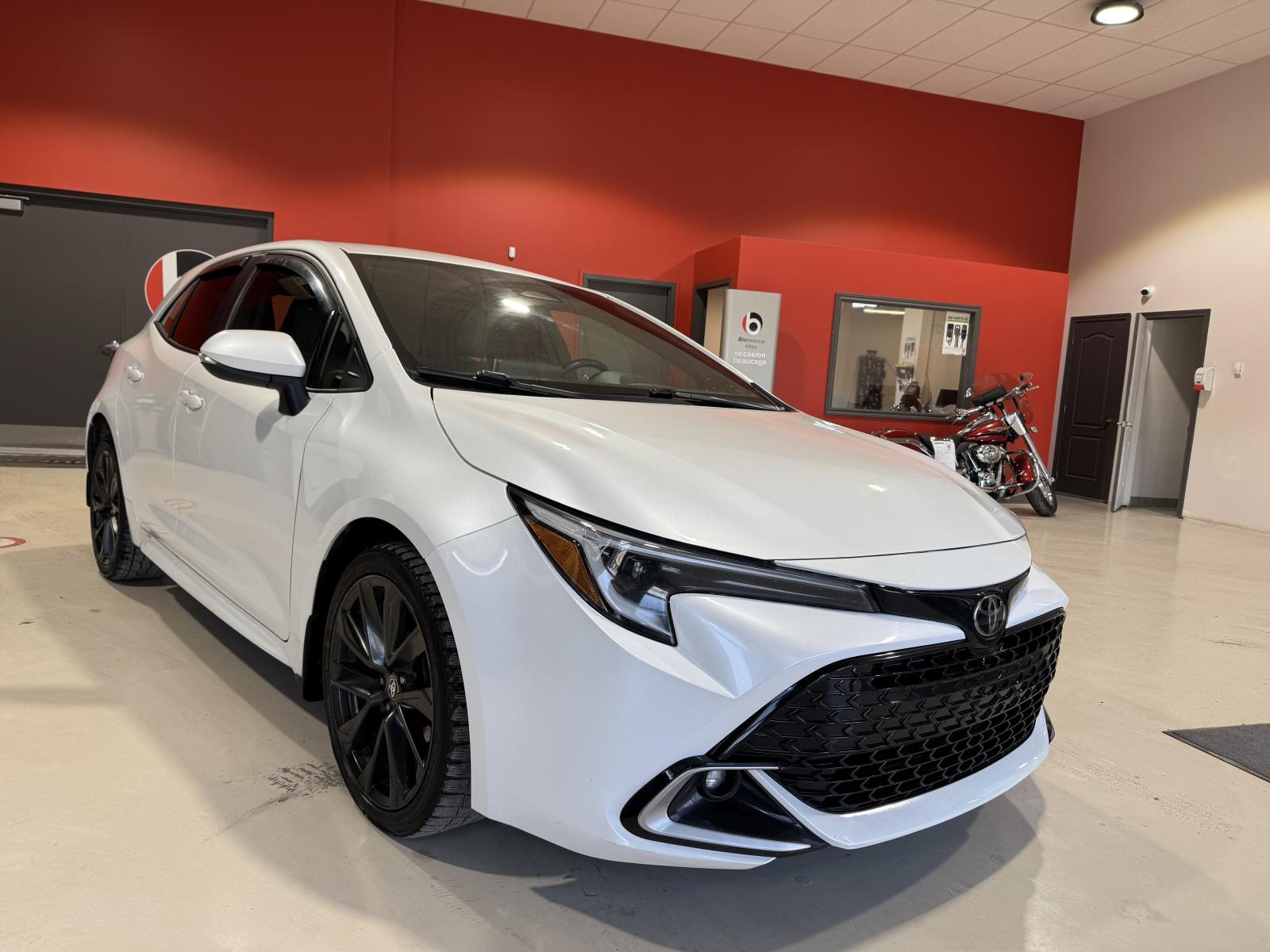 Image 10 Toyota Corolla XSE 2023