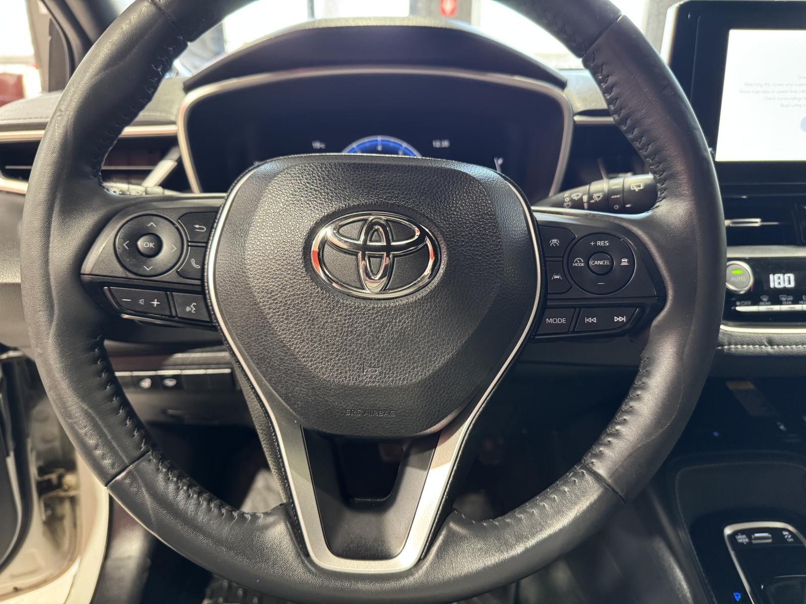 Image 18 Toyota Corolla XSE 2023