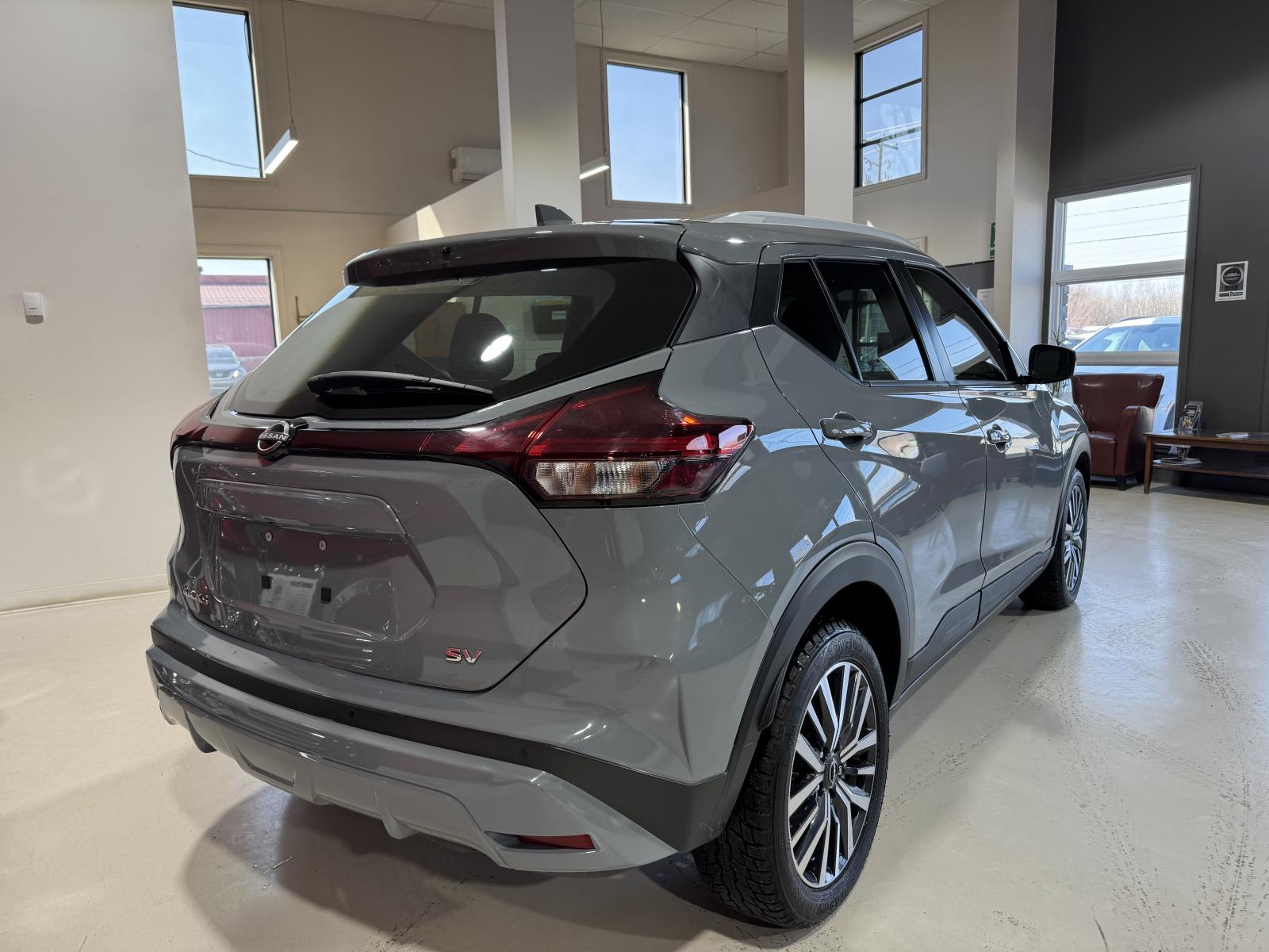 Image 8 Nissan Kicks SV 2024