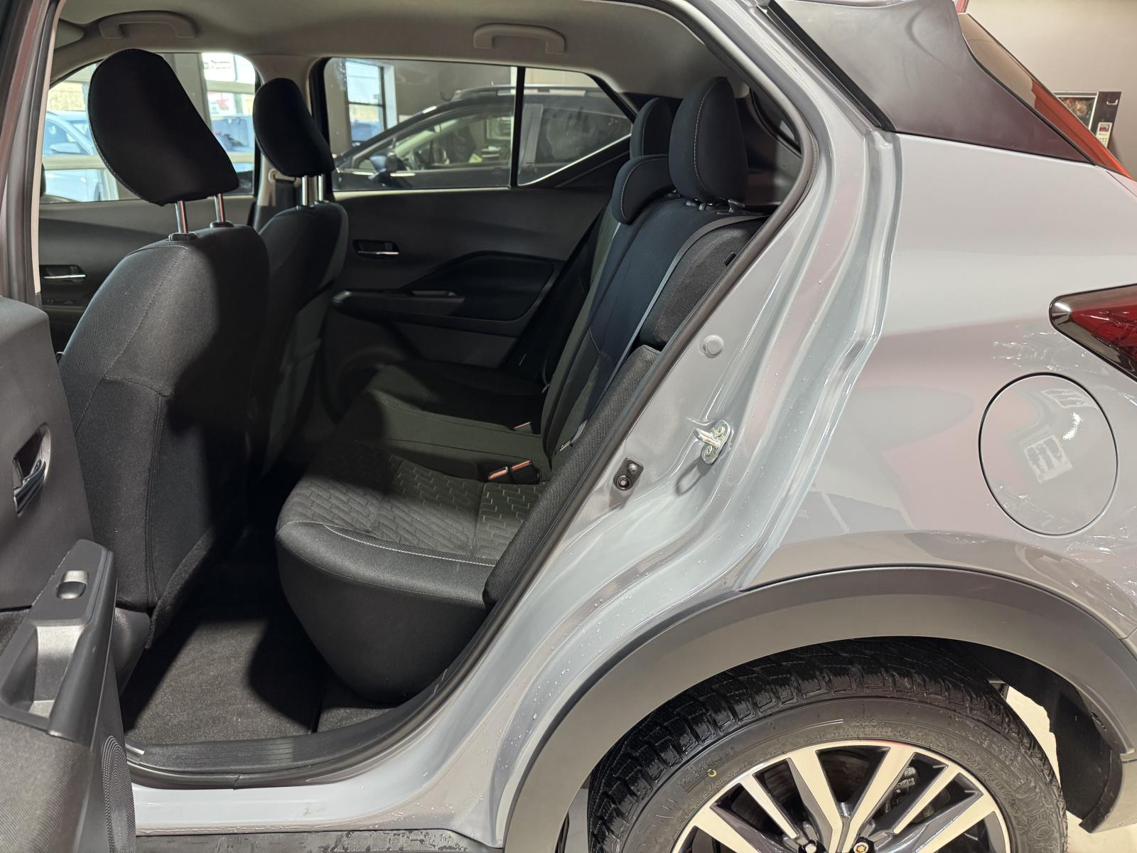 Image 13 Nissan Kicks SV 2024