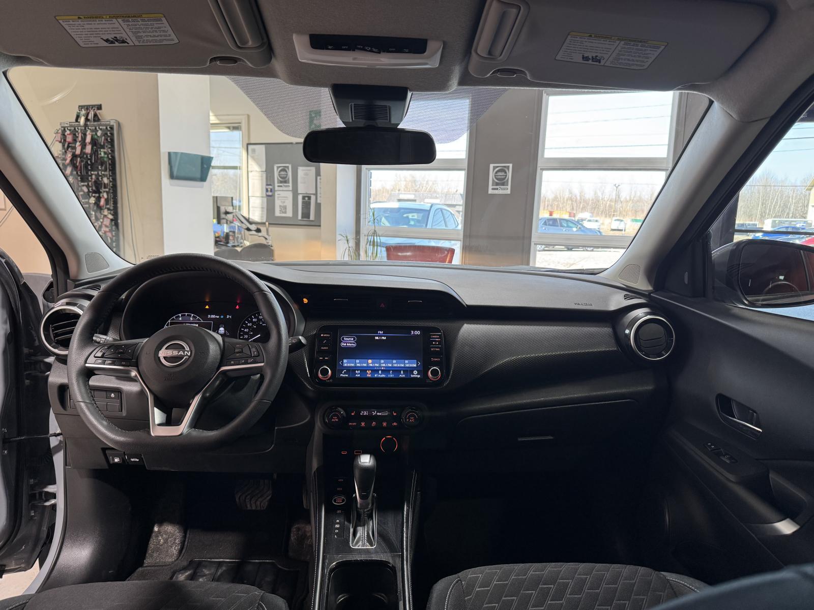 Image 28 Nissan Kicks SV 2024