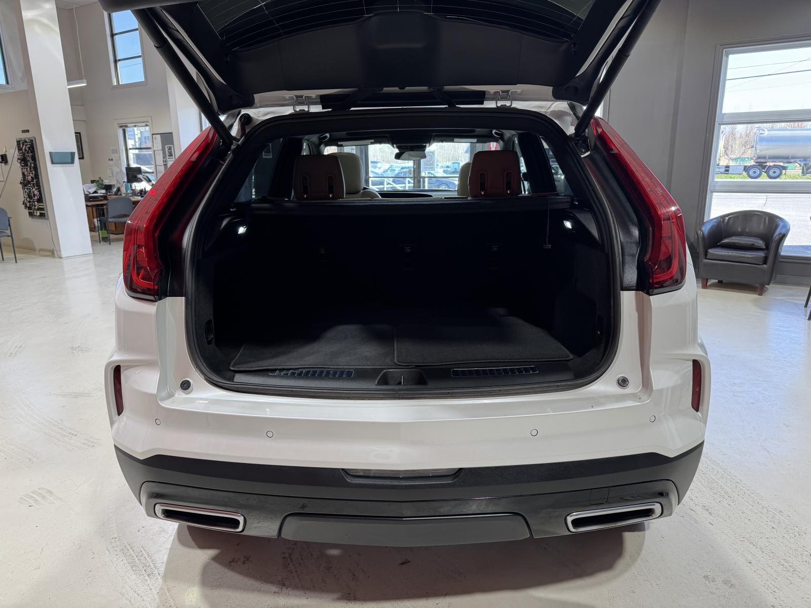 Cadillac XT4 Premium Luxury 2024 — photo 7