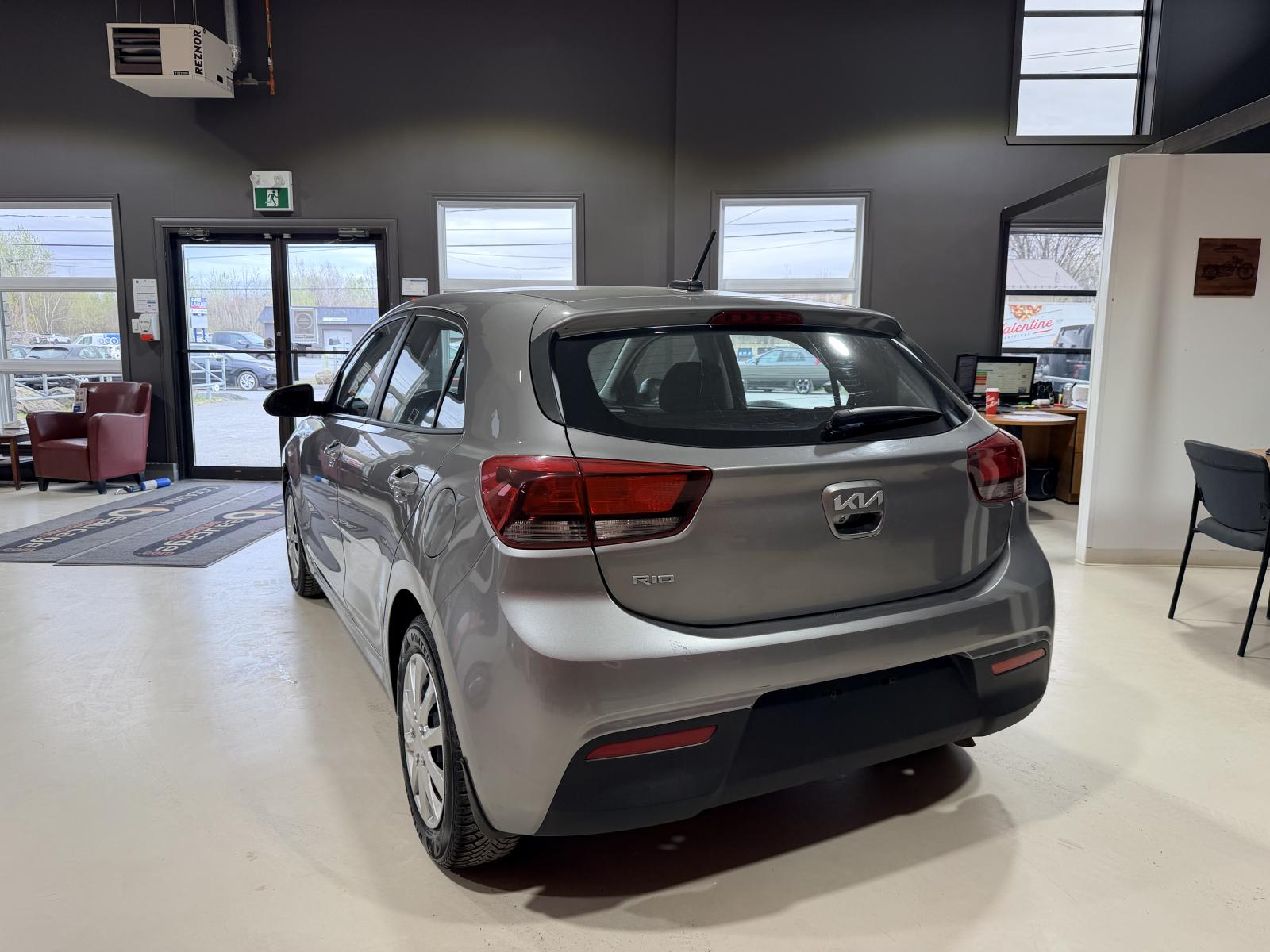 Kia Rio LX+ 2023 — photo 4