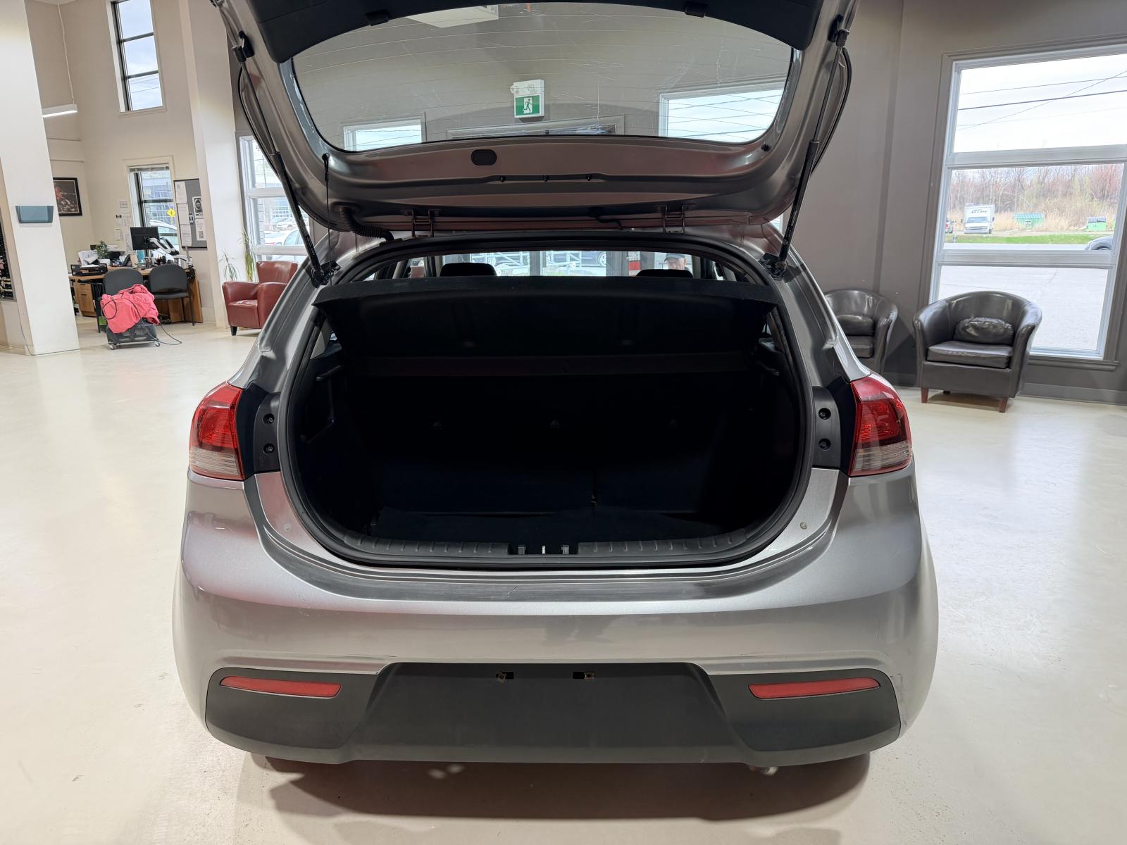 Kia Rio LX+ 2023 — photo 7