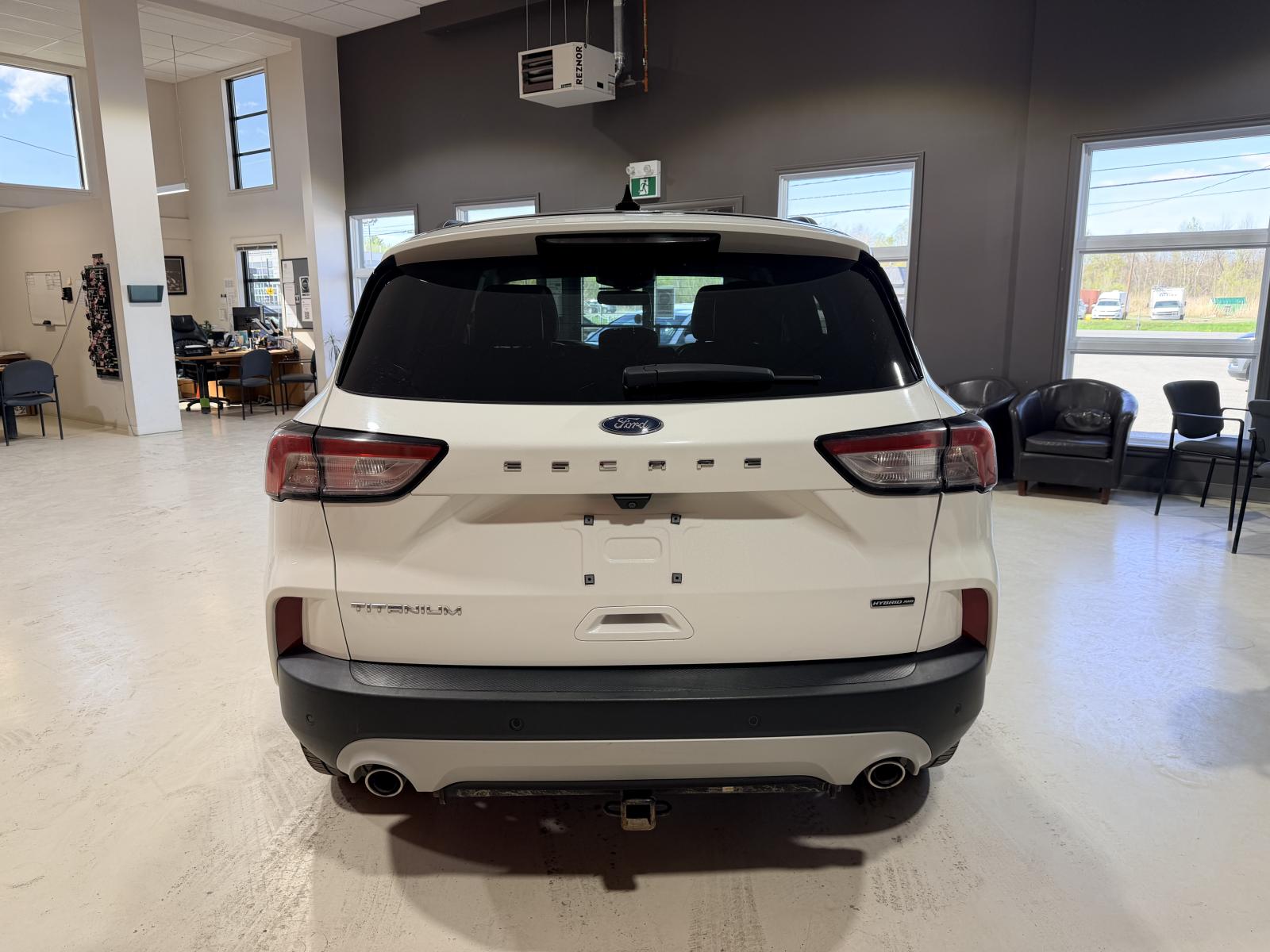 Ford Escape Titanium Hybrid 2020 — photo 5