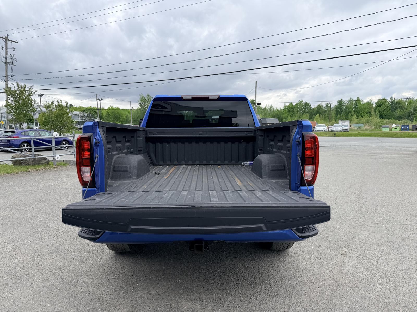 GMC Sierra 1500 Elevation 2023 — photo 7