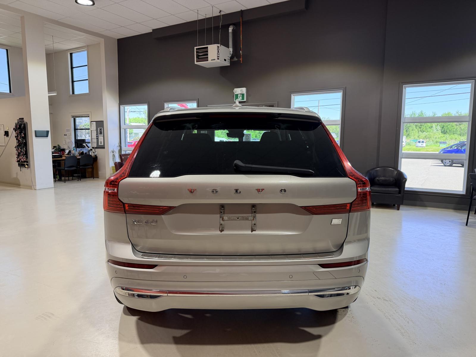 Volvo XC60 Inscrptn Expr Rchrg 2022 — photo 4