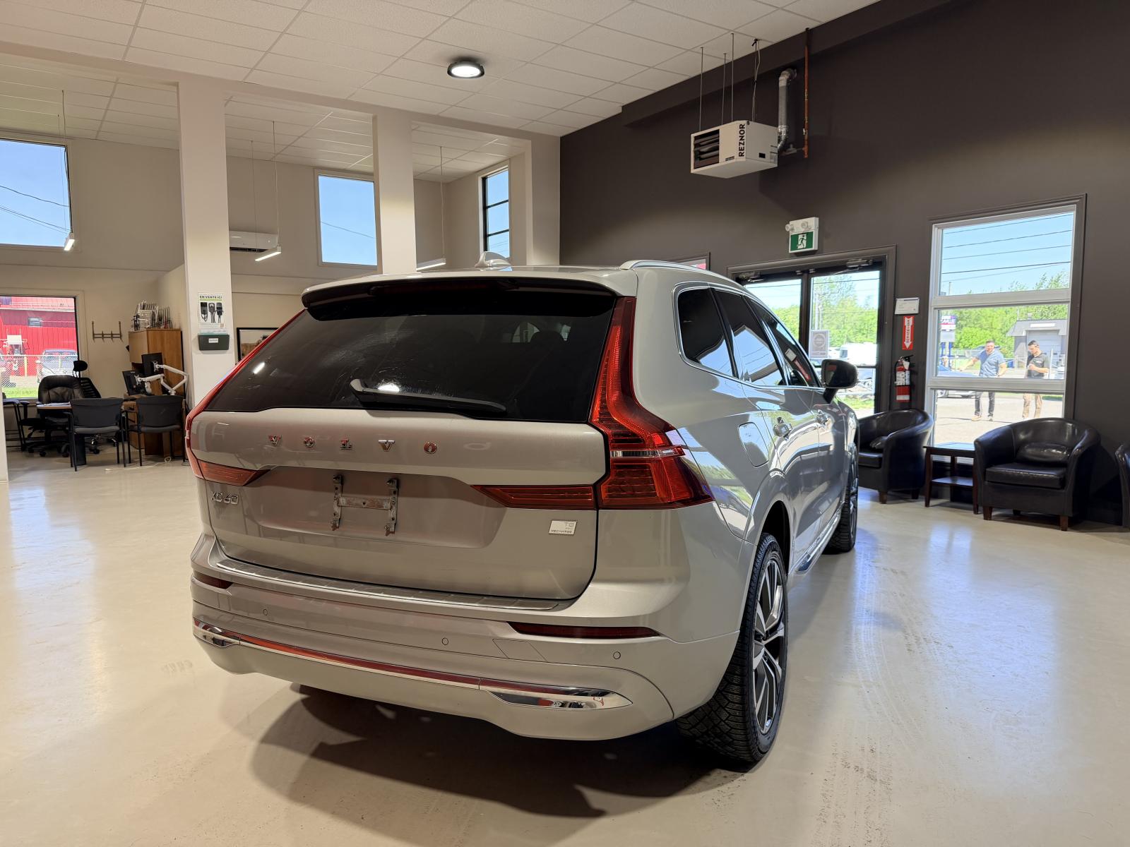 Volvo XC60 Inscrptn Expr Rchrg 2022 — photo 8
