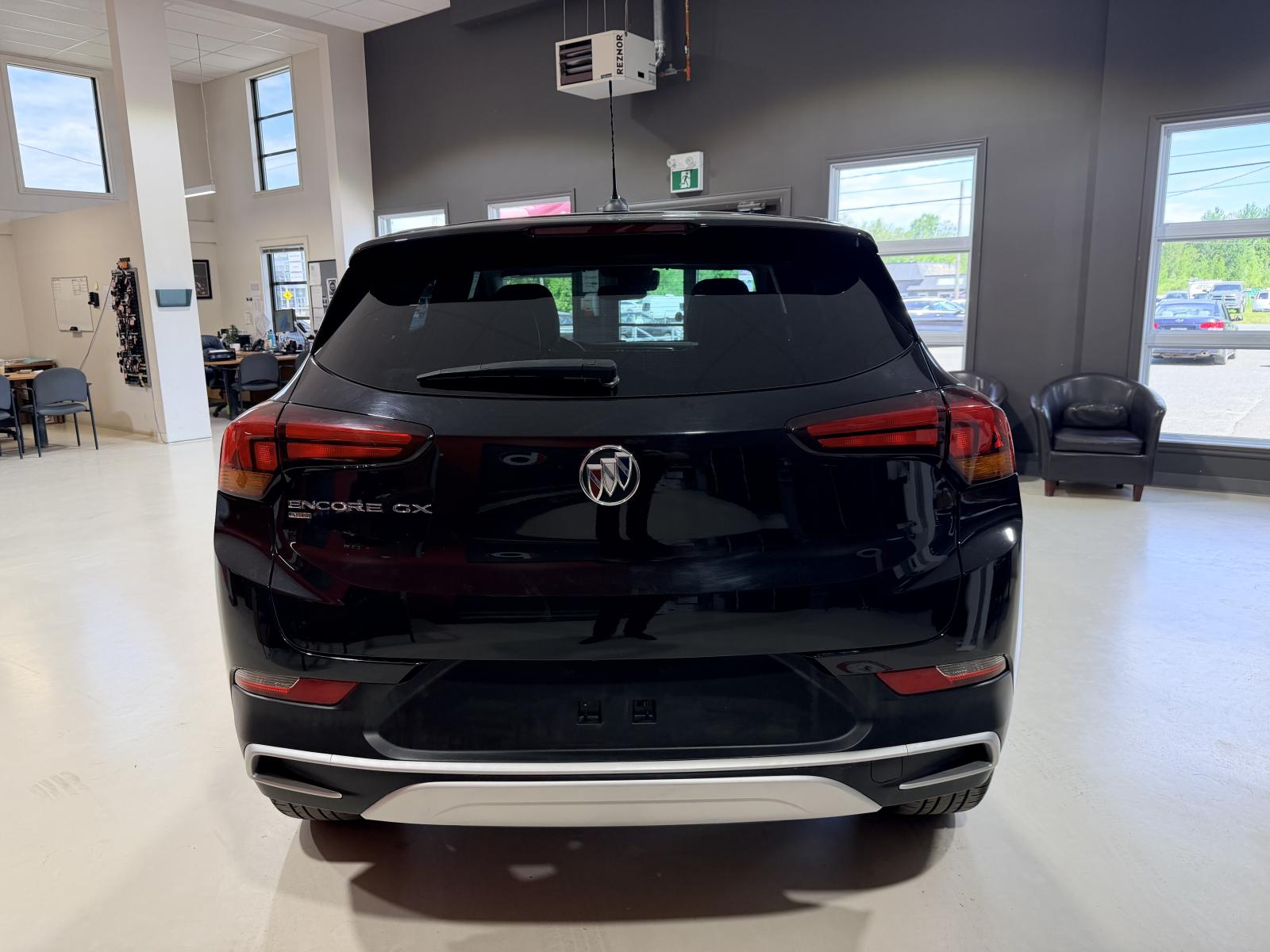 Buick Encore GX Preferred 2022 — photo 5
