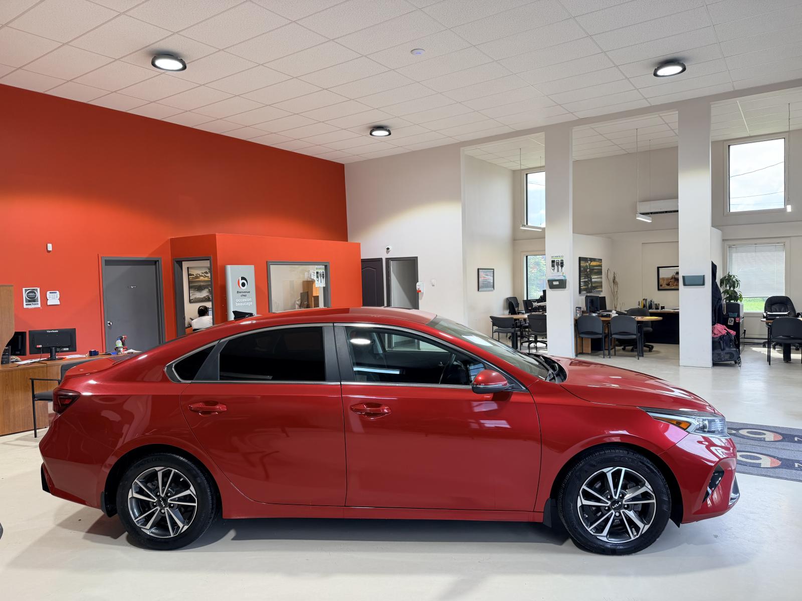 Kia Forte EX 2023 — photo 8