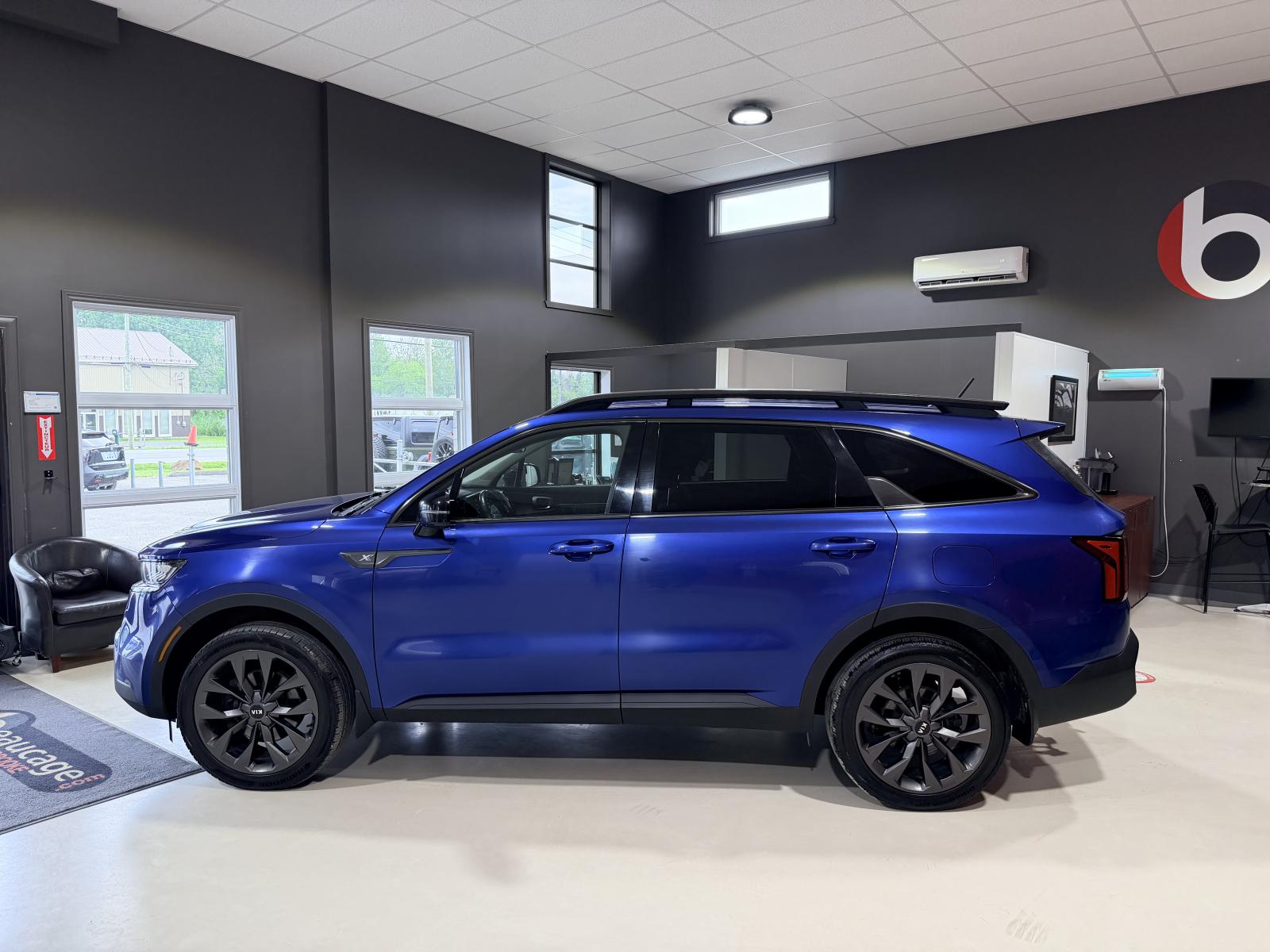 Kia Sorento X-Line 2021 — photo 3