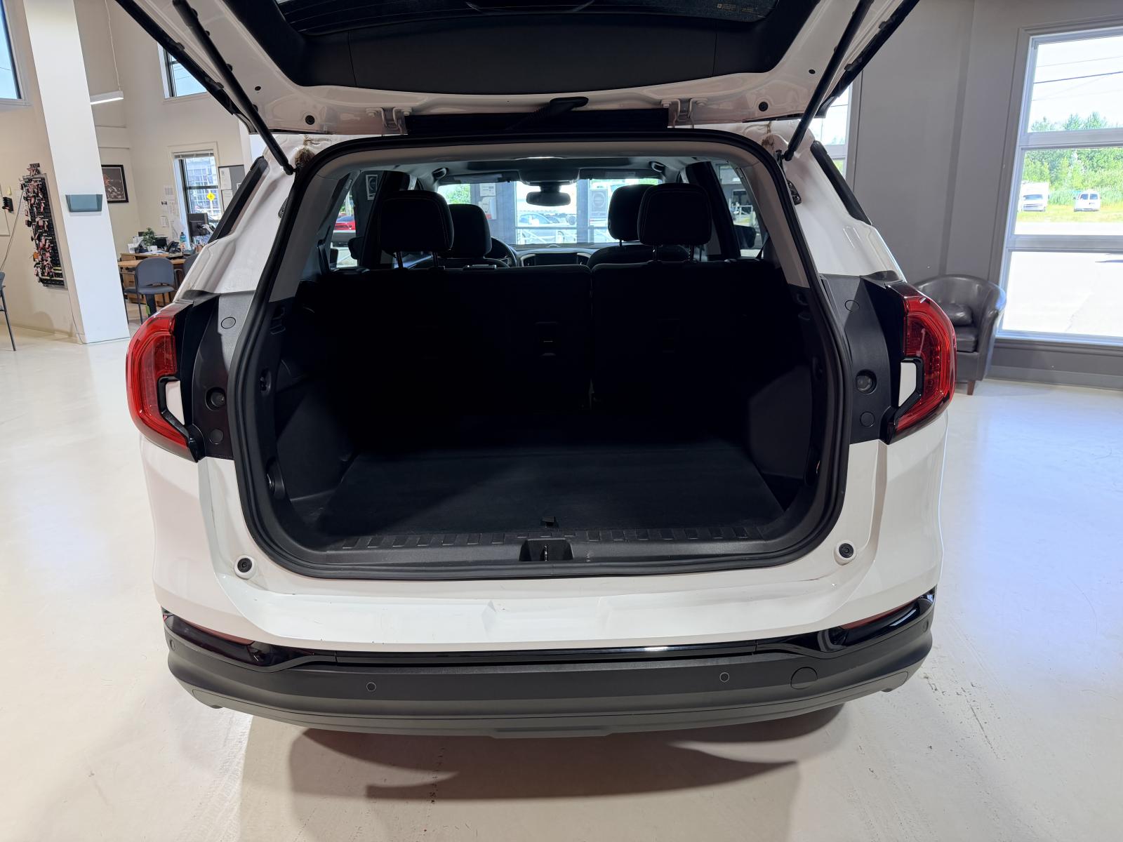 GMC Terrain SLE 2024 — photo 7