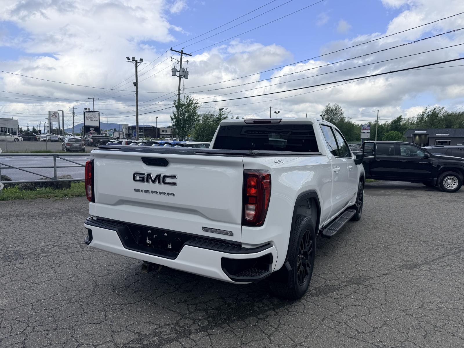 GMC Sierra 1500 Elevation 2024 — photo 8