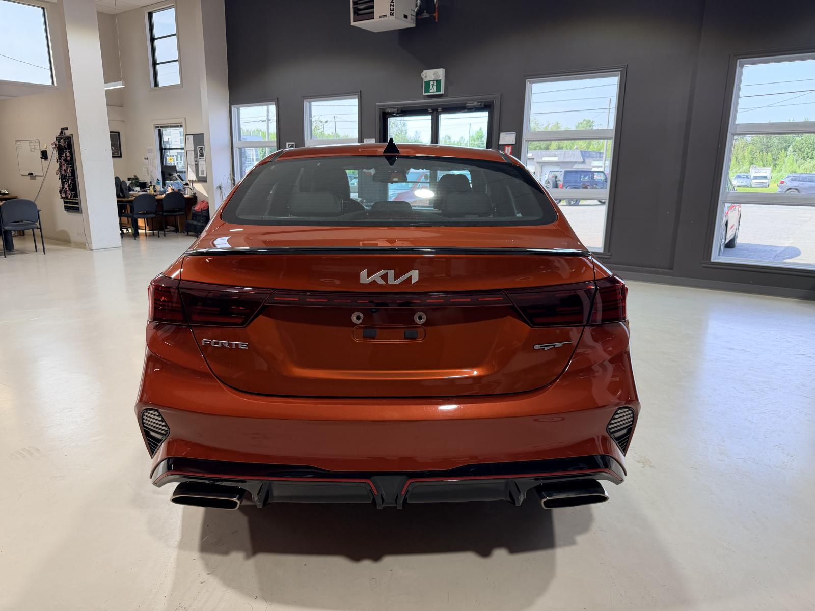 Kia Forte GT Limited 2023 — photo 5