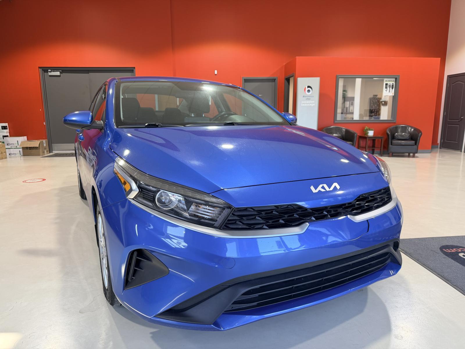 Kia Forte LX 2023 — photo 7