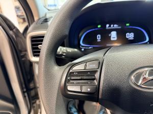 Thumbnail 20 Hyundai Venue Essential 2024