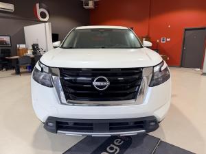 Miniature 13 Nissan Pathfinder SV 2024