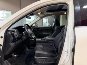Miniature 16 Nissan Pathfinder SV 2024