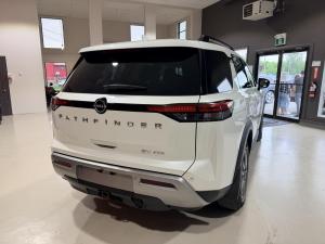 Miniature 9 Nissan Pathfinder SV 2024