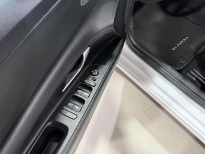 Thumbnail 13 Hyundai Elantra Elantra 2023