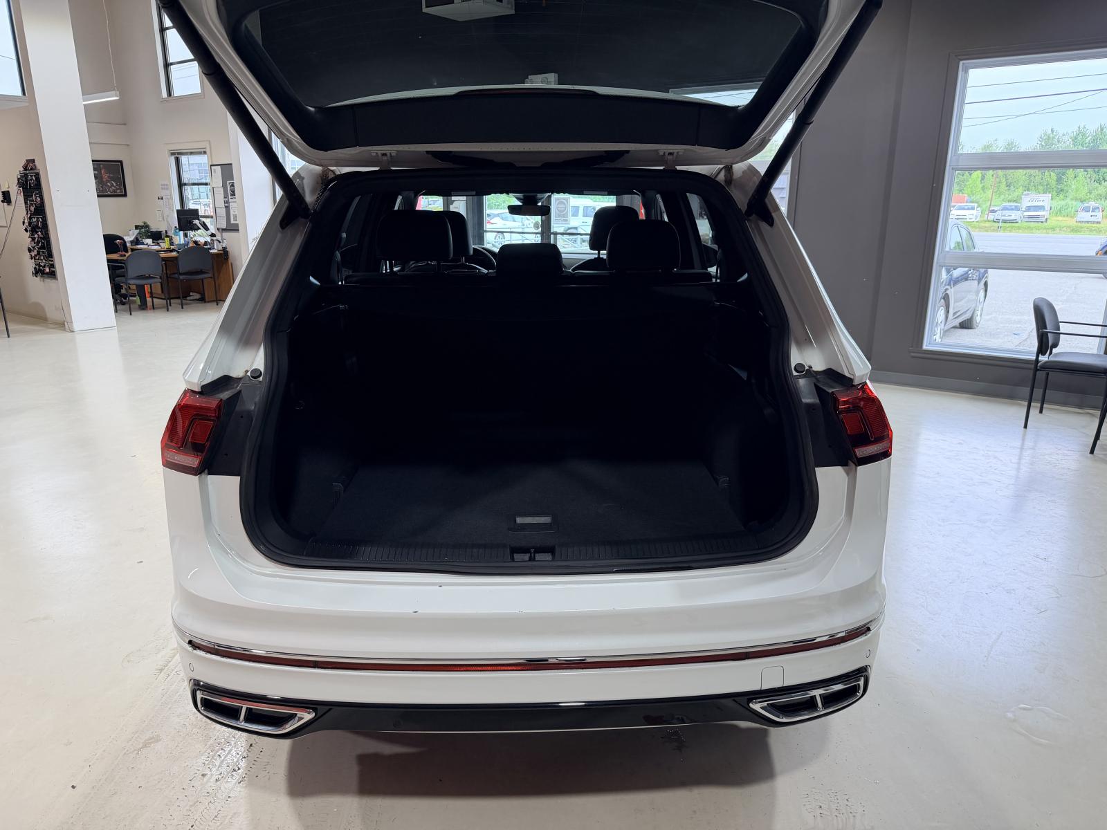 Volkswagen Tiguan Highline R-Line 2022 — photo 7