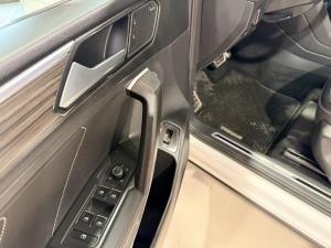 Miniature 17 Volkswagen Tiguan Highline R-Line 2022