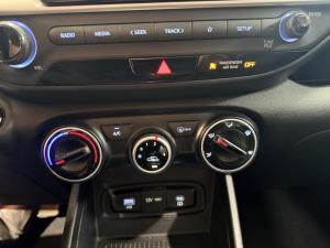 Miniature 25 Hyundai Venue Preferred 2024