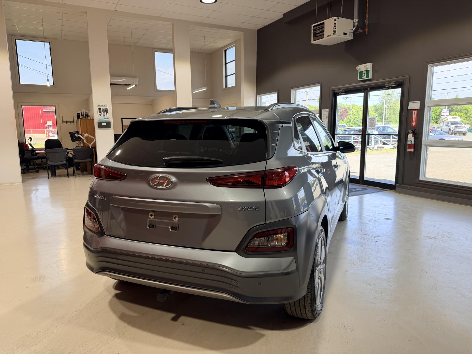 Hyundai Kona EV Preferred 2021 — photo 8