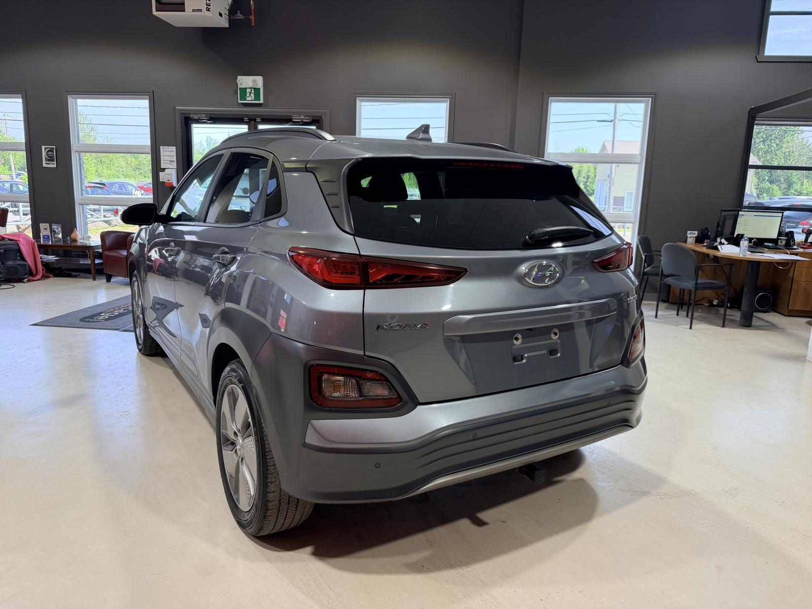 Hyundai Kona EV Preferred 2021 — photo 4