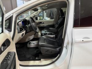 Miniature 17 Chrysler Pacifica Touring L 2024