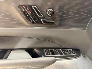 Miniature 18 Cadillac Lyriq Sport 2 2024
