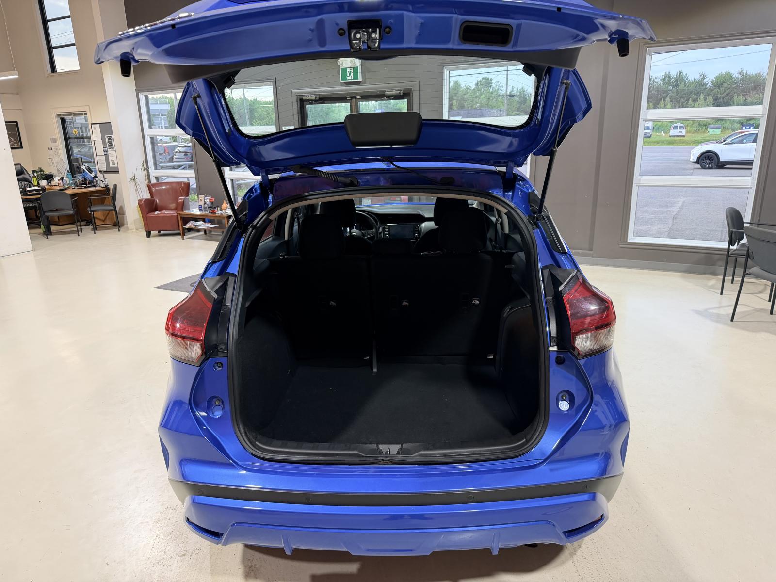 Nissan Kicks Play SV 2025 — photo 7
