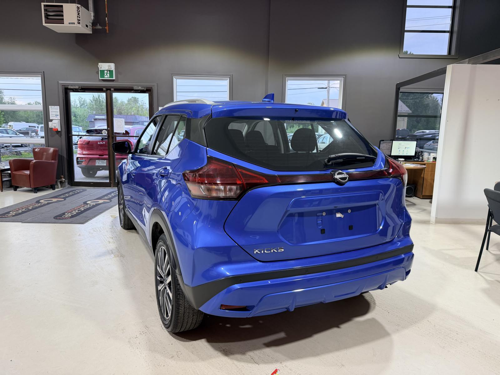 Nissan Kicks Play SV 2025 — photo 4