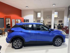 Miniature 9 Nissan Kicks Play SV 2025