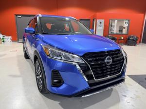 Miniature 12 Nissan Kicks Play SV 2025