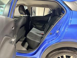 Miniature 15 Nissan Kicks Play SV 2025