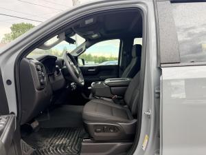 Miniature 13 Chevrolet Silverado 1500 Custom Trail Boss 2024